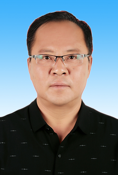 郭玉清 蓝底.jpg